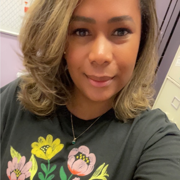 Meet your Posher, Aris - Picture 4 of 4